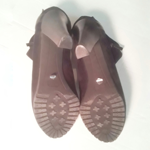 Aquatalia Suede Leather Heeled Booties - Picture 6 of 16